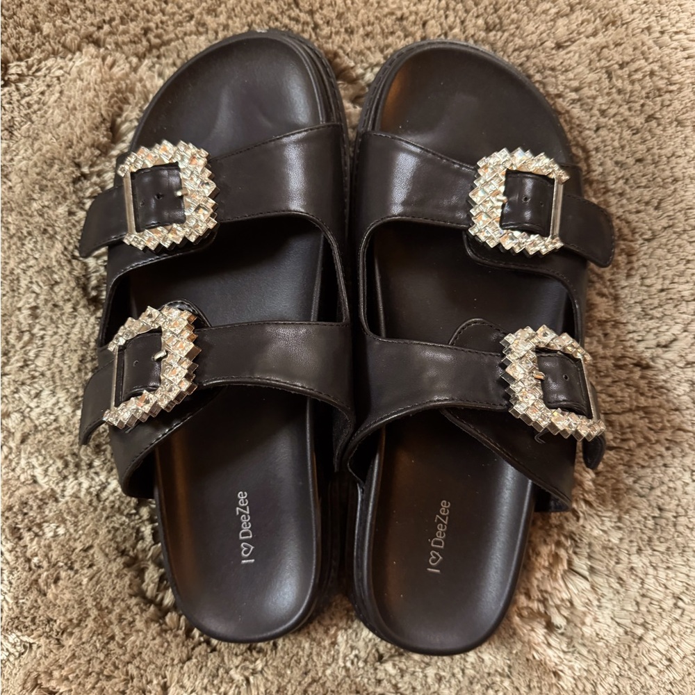 New Flip-flops Black 7,5